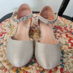 Mix no. 6 Selina heel.